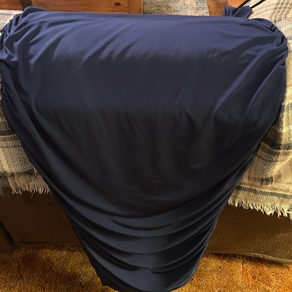 Beautiful full figure gown NWT size 3X - Picture 3 of 4